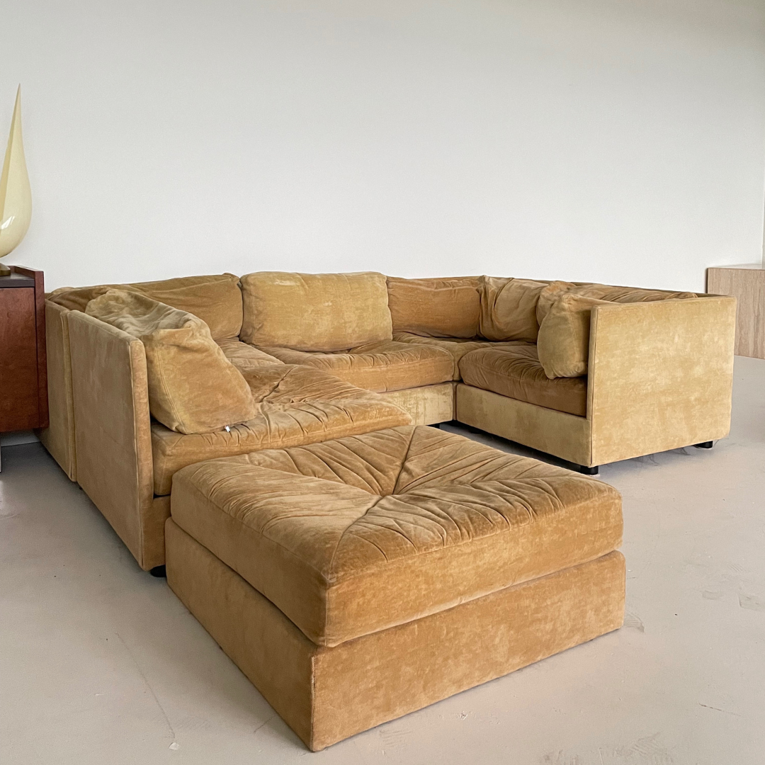 Oatmeal Six (6) Pieces Modular Sofa by Selig for Simmons, 1979