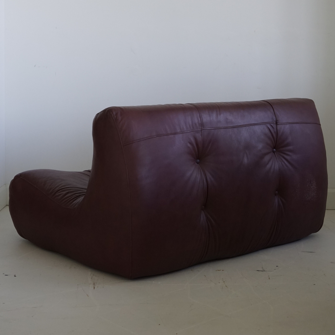 Vintage Burgundy "Kali" Style Two-Seater