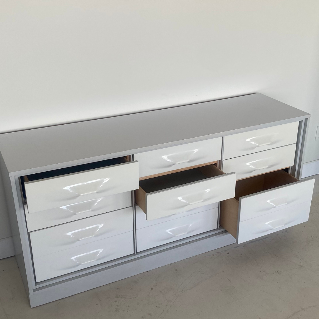 Light Grey Nine Drawer Dresser by Giovanni Maur for Treco, 1970's