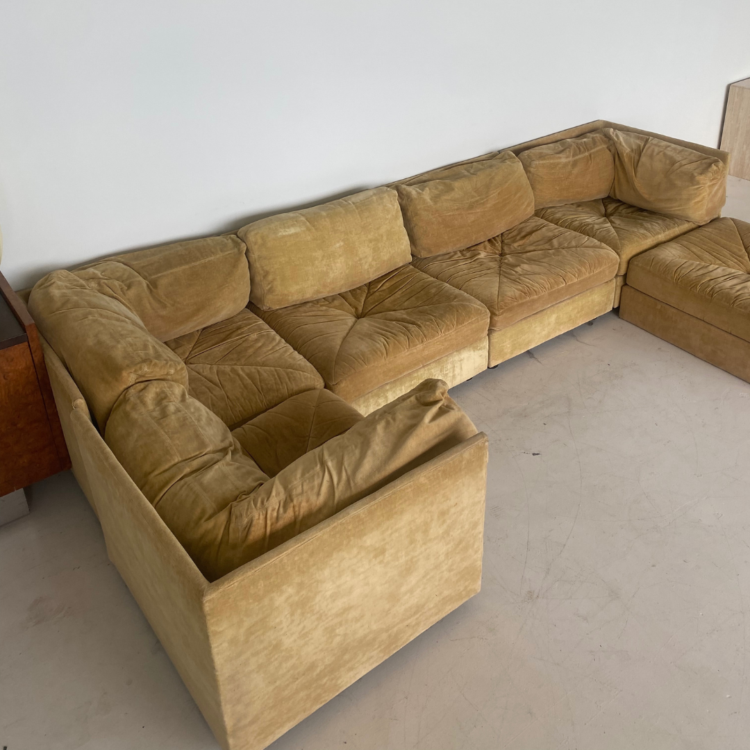 Oatmeal Six (6) Pieces Modular Sofa by Selig for Simmons, 1979