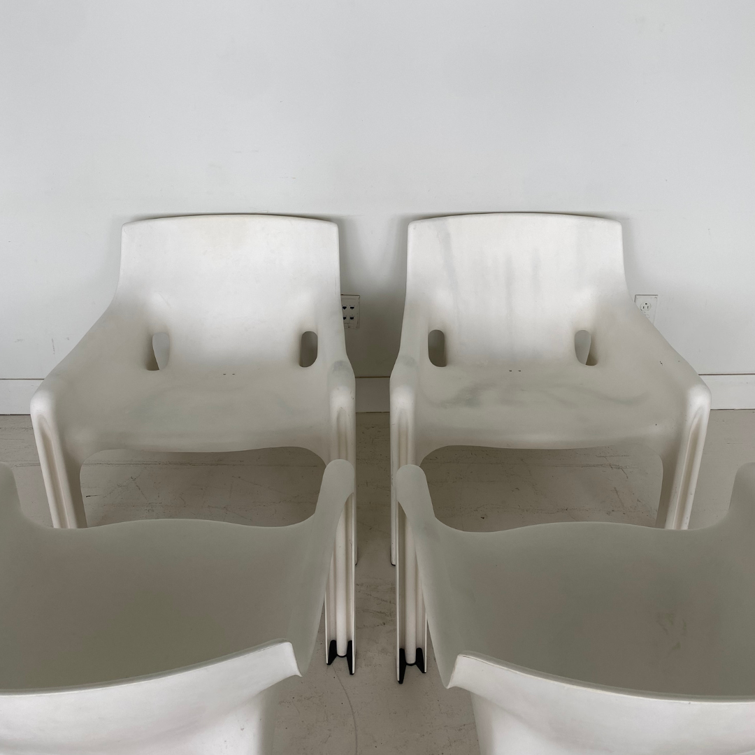 "Gaudi" Lounge Armchair by Vico Magistretti for Artemide