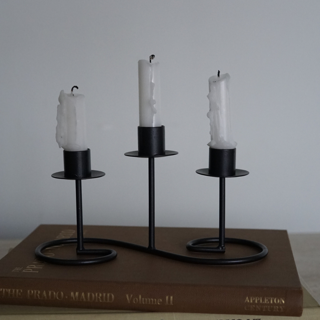 3-Candlestick Organic Holder