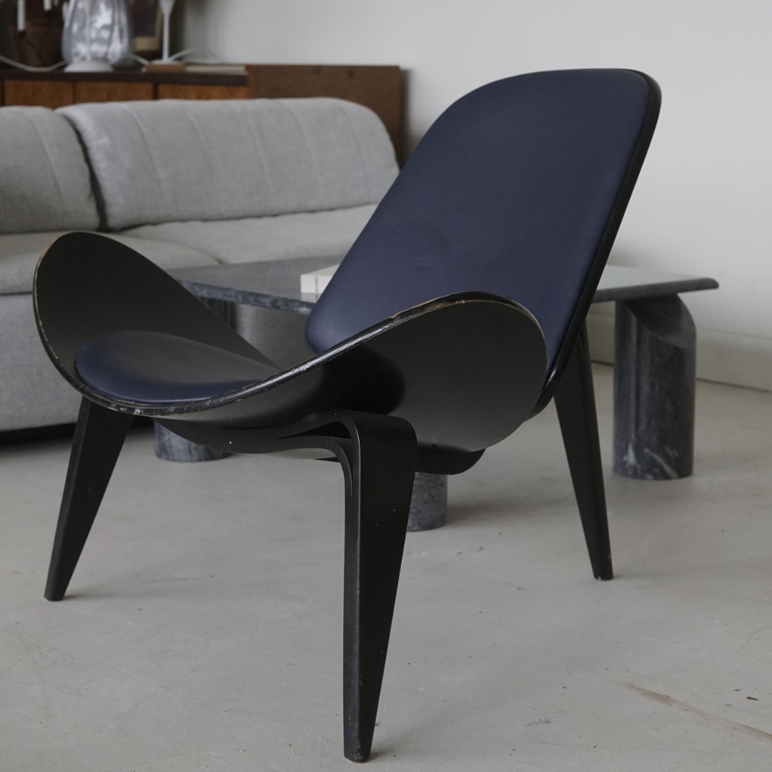 Authentic CH07 Shell Chair by Hans J. Wegner for Carl Hansen & Son