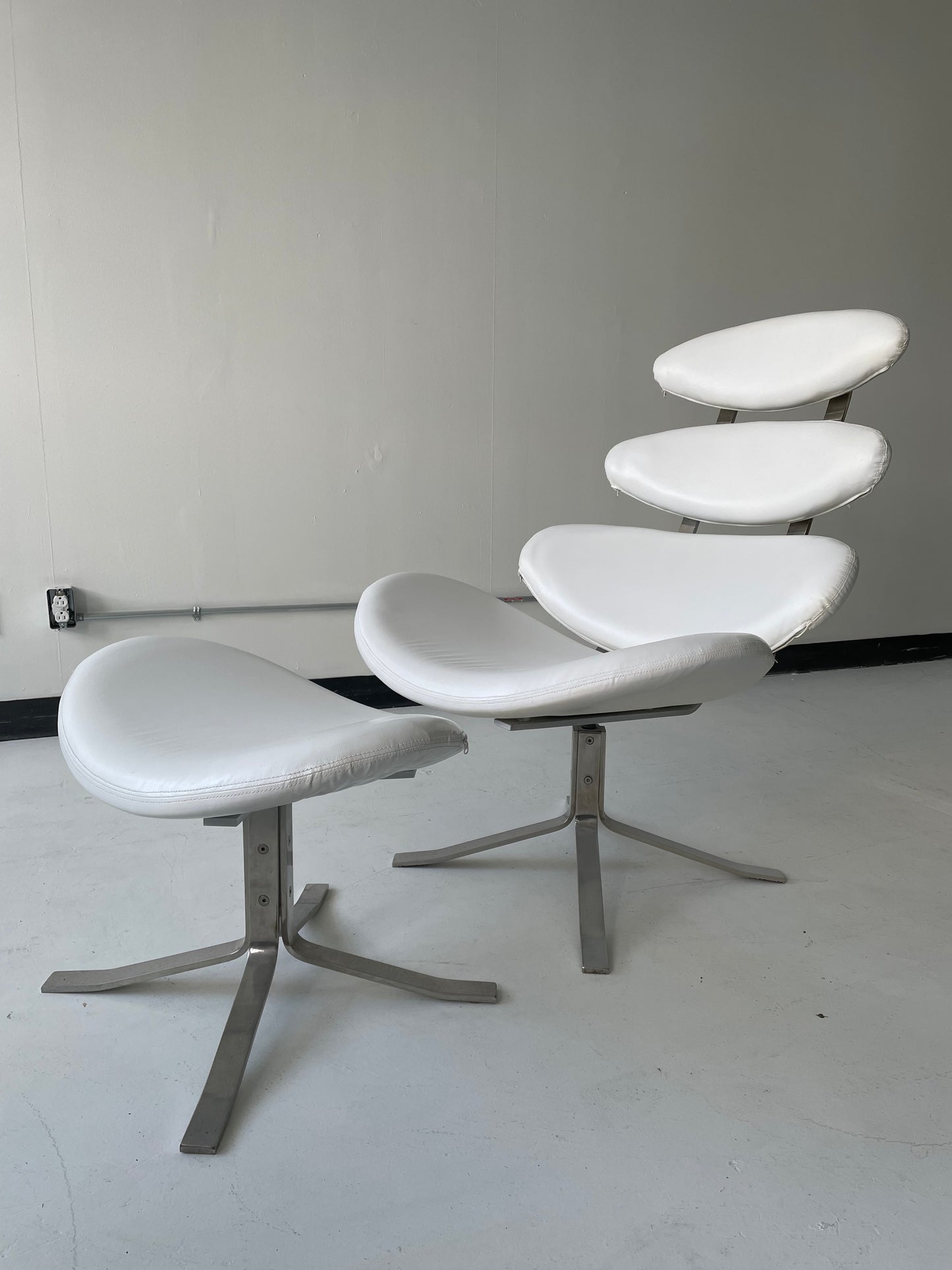 Corona chair and ottoman After Poul M. Volther for Erik Jorgensen, 1970's