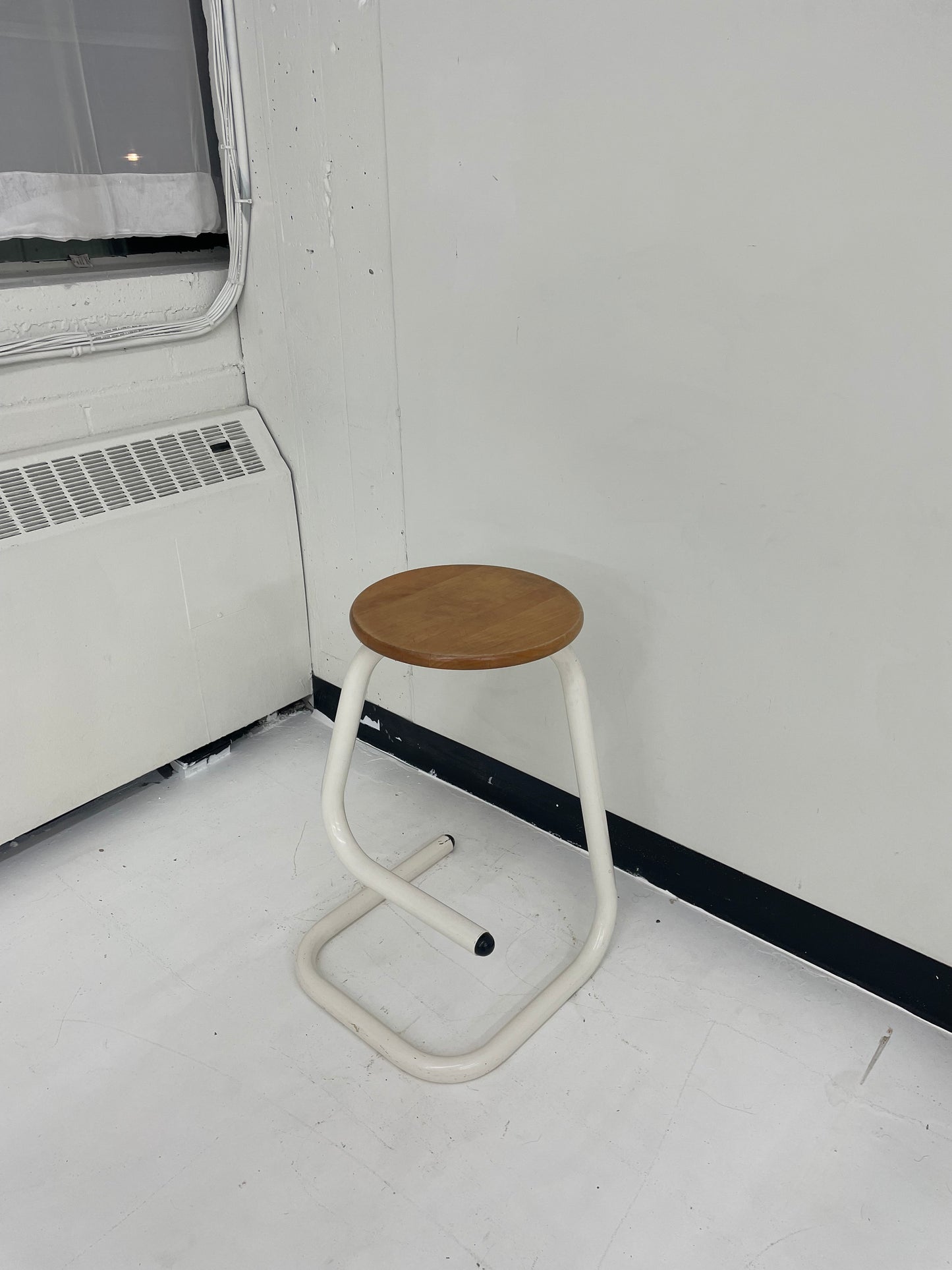 RENTAL - Vintage Amisco Paperclip Stool