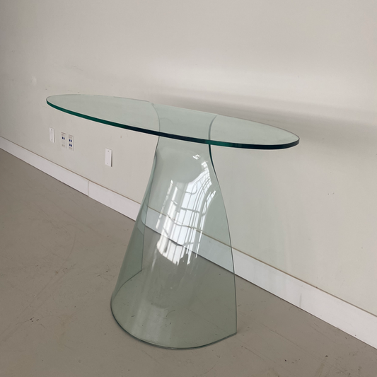 Tempered Glass Curved Console in the style of Makio Hasuike's 'Dama' Console