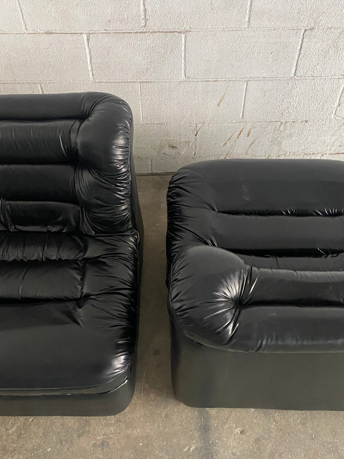 Mid Century Design Black Modular Sofa